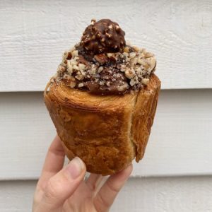 https://cinnamonsquare.com/wp-content/uploads/2021/05/Ferrero-Rocher-Cruffin-scaled-e1613327450977-300x300.jpeg