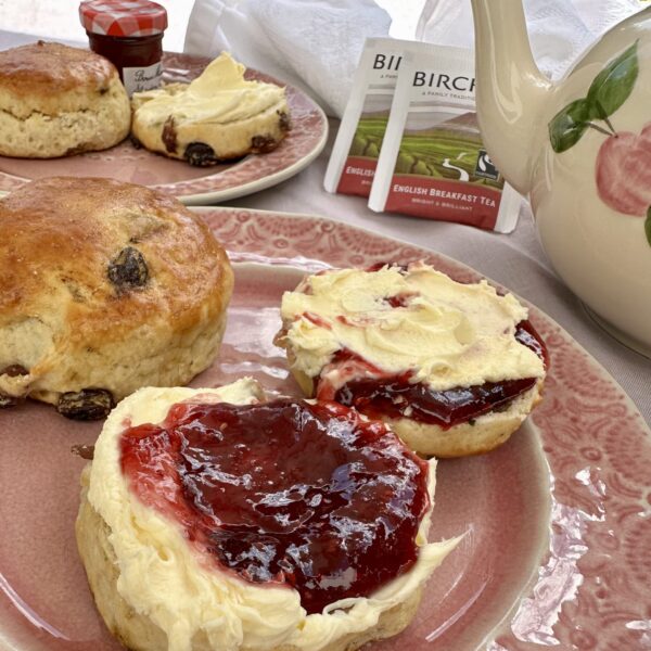 Cream Tea Box for Two - Image 2